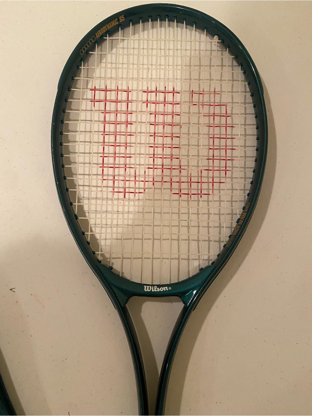 Wilson Aerodynamic 85 Tennis Racquet with Cover